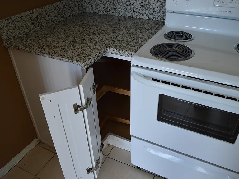 819 Washington St #1 — Photo 5