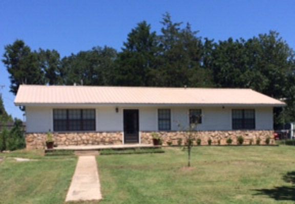 3rd image of 424 N New Bethel Blvd