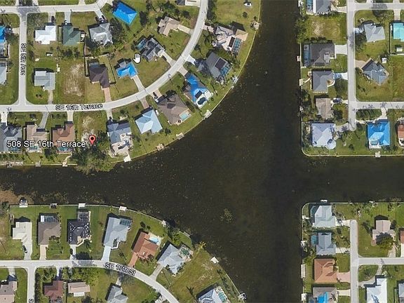 5th image of 508 SE 16th Ter
