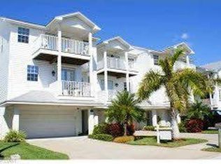 101 Bath Clb, Saint Petersburg, FL 33708