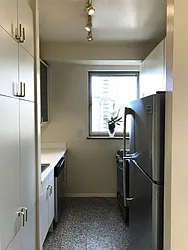 Rented by La Seven Inc.