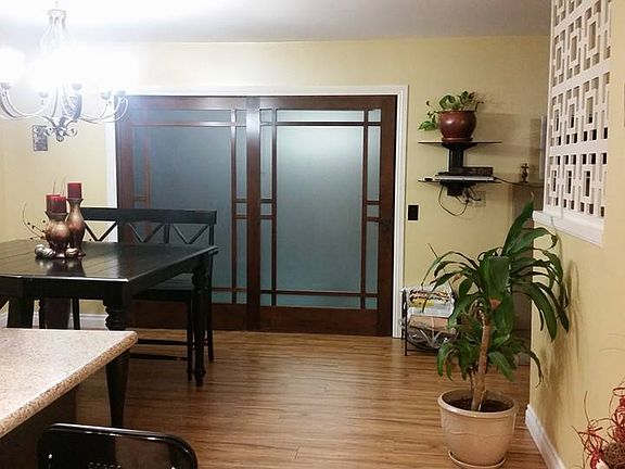 4th image of 1367 W La Deney Dr