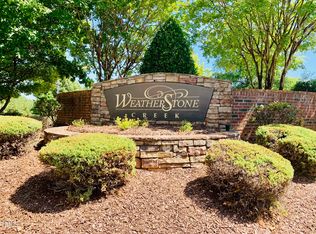 613 Weather Ridge Ln, Cary, NC 27513