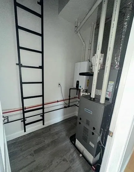619 E 26th St #201 — Photo 9