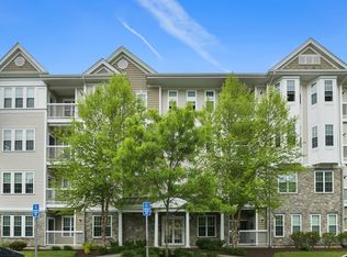 23 Augustus Ct UNIT 1006, Reading, MA 01867