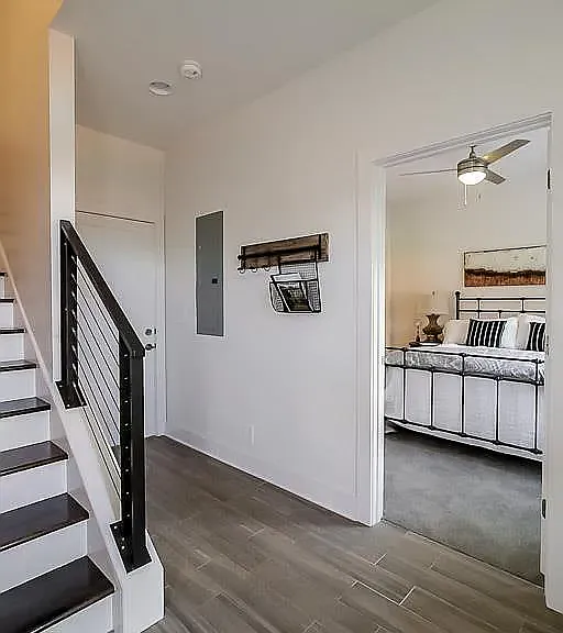 814 Melpark Ct — Photo 24