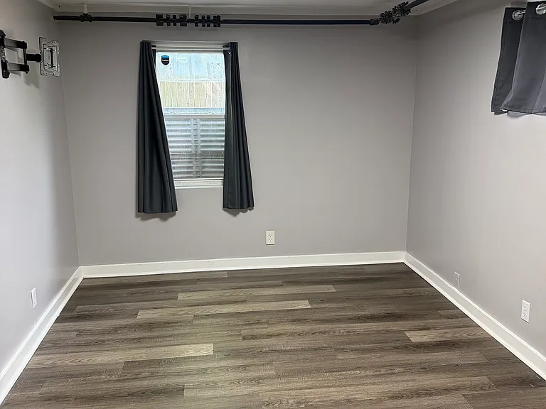2748 Atlantic Ave #5 — Photo 7