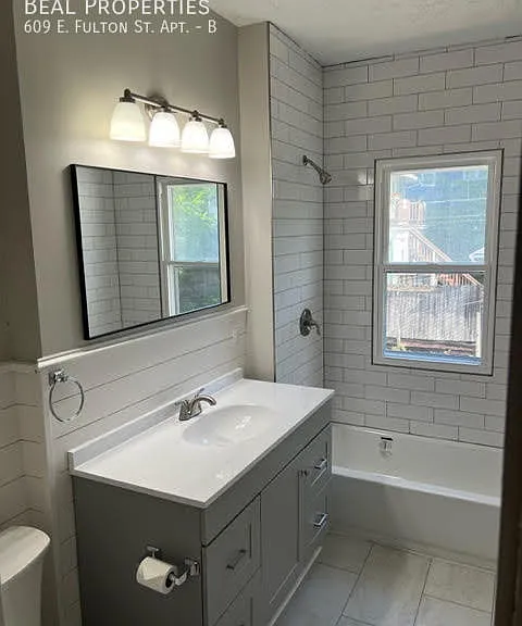 609 E Fulton St #B — Photo 7