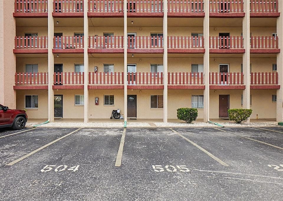 1st image of 4009 LAKE BAYSHORE DRIVE #105