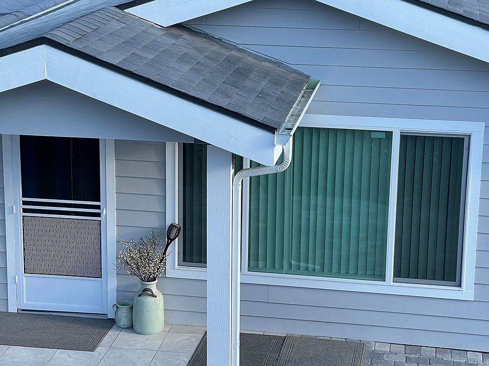 2nd image of 48 Cinnamon Ln