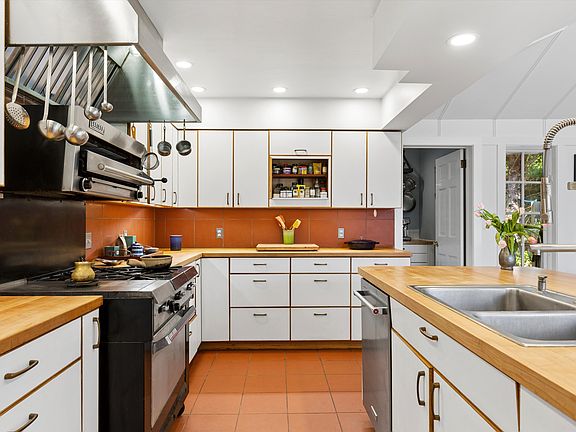 5th image of 179 Redwood Rd