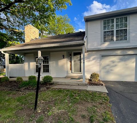 2nd image of 1094 Foxshire Pl