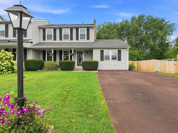 431 Windsor Dr, Harleysville, PA 19438