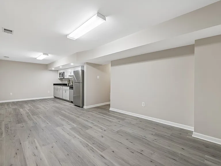 8647 Water Fall Dr — Photo 11