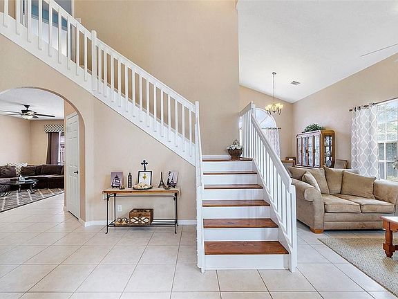 5th image of 3302 NW 70th Avenue