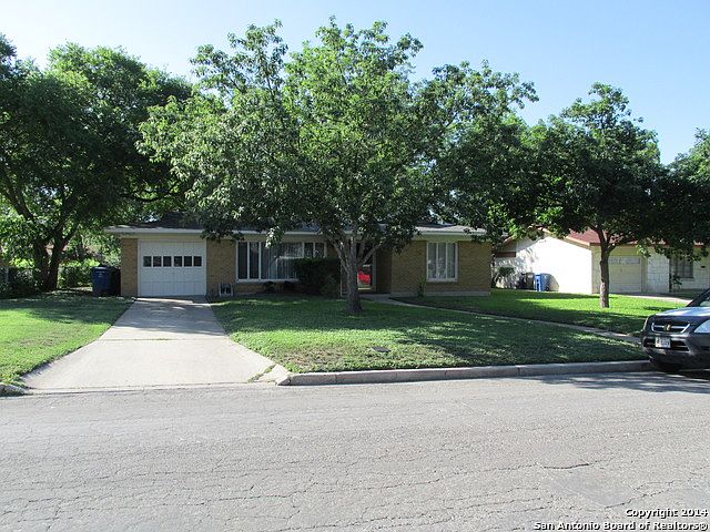 1st image of 315 S WESTHILL PL.