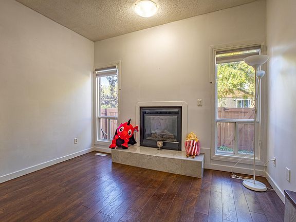 5th image of 3812 20th Ave NW #37