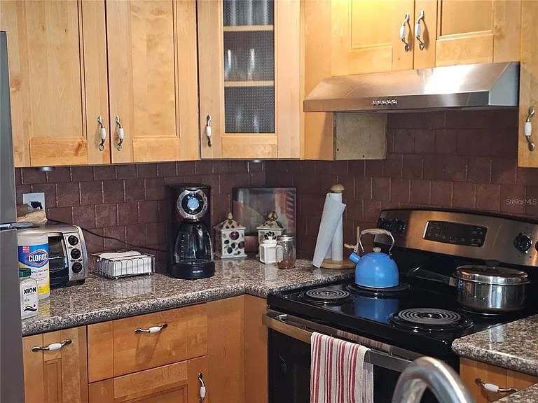 2525 W Bay Dr #A13 — Photo 9