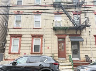 572 56th St APT 7, West New York, NJ 07093