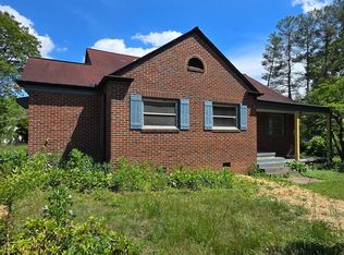 1203 Hibriten Dr SE, Lenoir, NC 28645