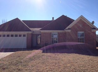 20 Oak Lake Cv, Oakland, TN 38060