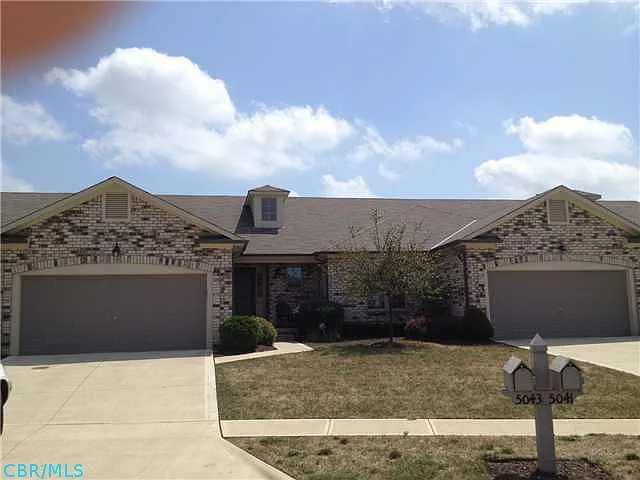 5043 Birch Grove Dr photo 1