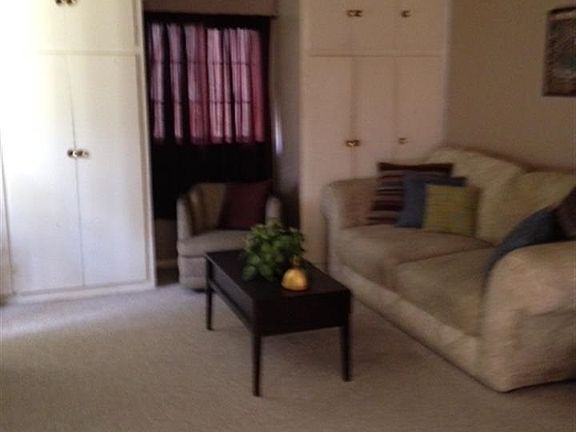 5th image of 3720 Lincoln Way W