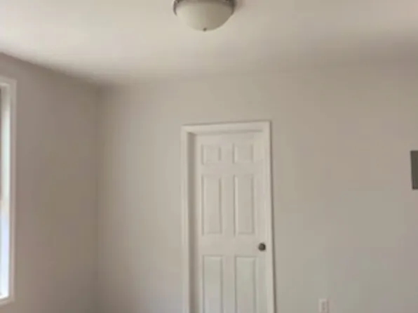 448 Avenue Y image 6 of 11