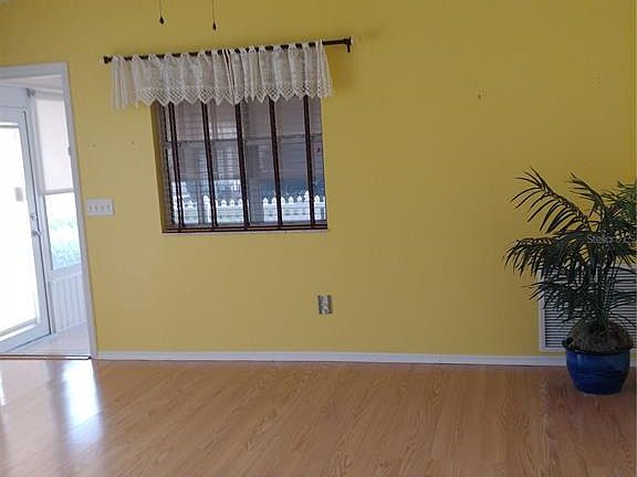 4th image of 3628 Cambria Cir