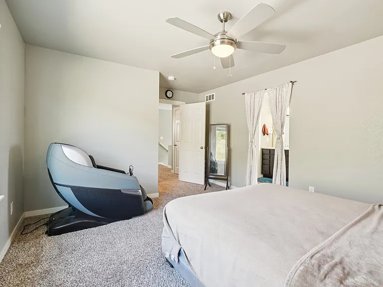 1844 Blue Oak Ct — Photo 21