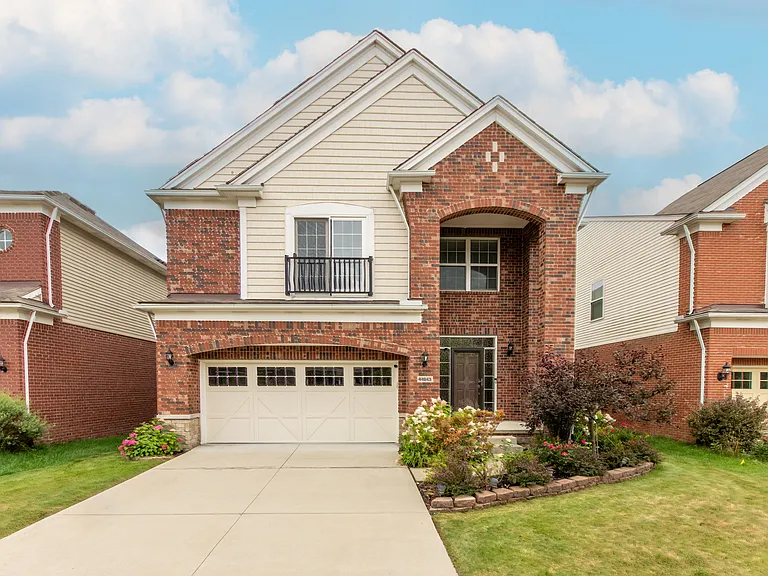 44843 Stockton Dr — Photo 1