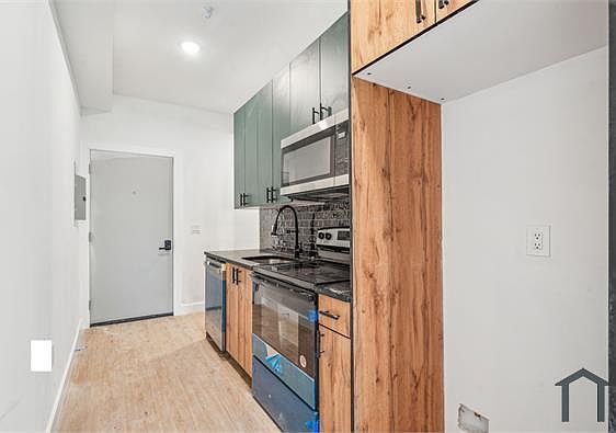 2nd image of 4163 Mantua Ave #3