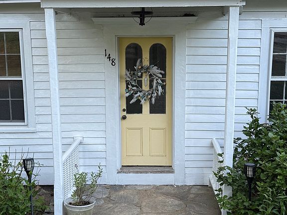 4th image of 101 Hamburg Road