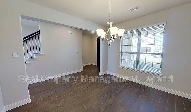 6117 Horsetail Dr — Photo 6