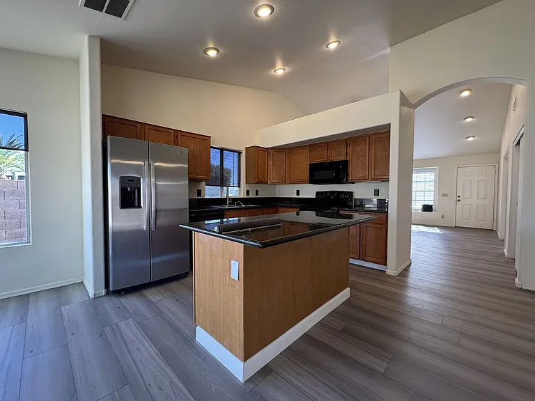 131 S Sean Dr — Photo 20