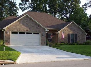 3204 Fincastle Dr, Fort Smith, AR 72908