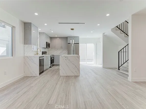 7856 Kyle St, Sunland, CA 91040