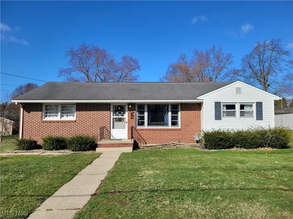 99 S Hickin Ave, Rittman, OH 44270