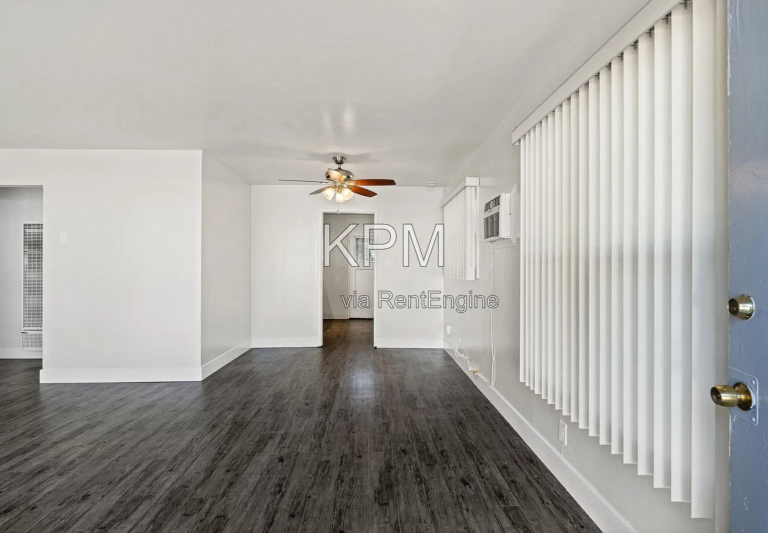 2 bed, 1.0 bath, 902 sqft, $1,650 — Photo 2