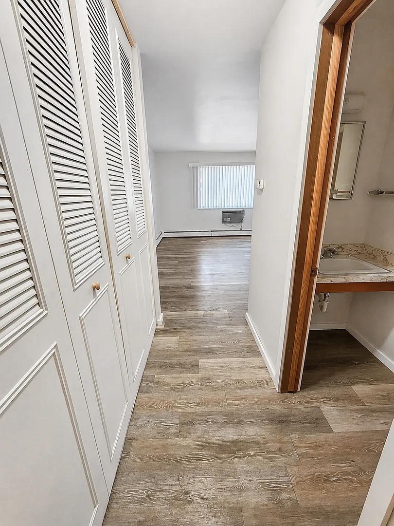 19 Plex Merrill — Photo 3