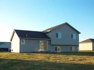 6194 Karmen Ave NE, Albertville, MN 55301