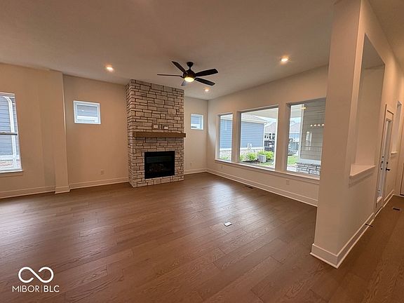 3rd image of 1235 Chatham Hills Blvd