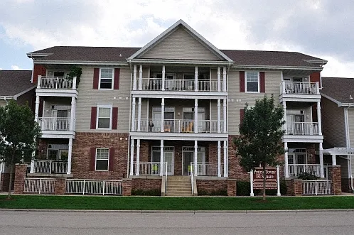 Prairie Towne Square — Photo 2