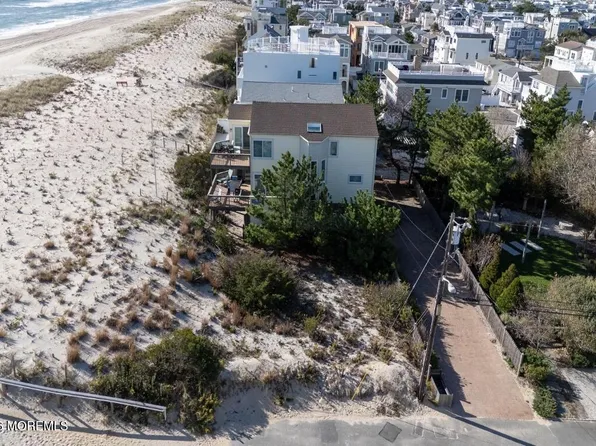 206 E 20th Street, Long Beach Twp, NJ 08008