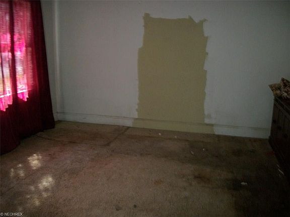 5th image of 60 Bissell Ave