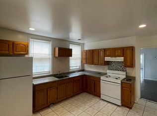 208 Peshine Ave #3, Newark, NJ 07108