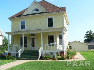 107 E Magnolia St, Washburn, IL