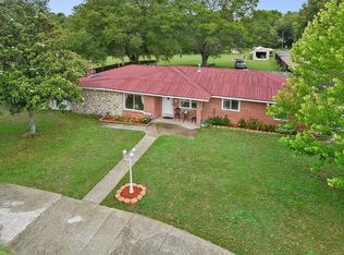 32437 Whitney Rd, Leesburg, FL 34748