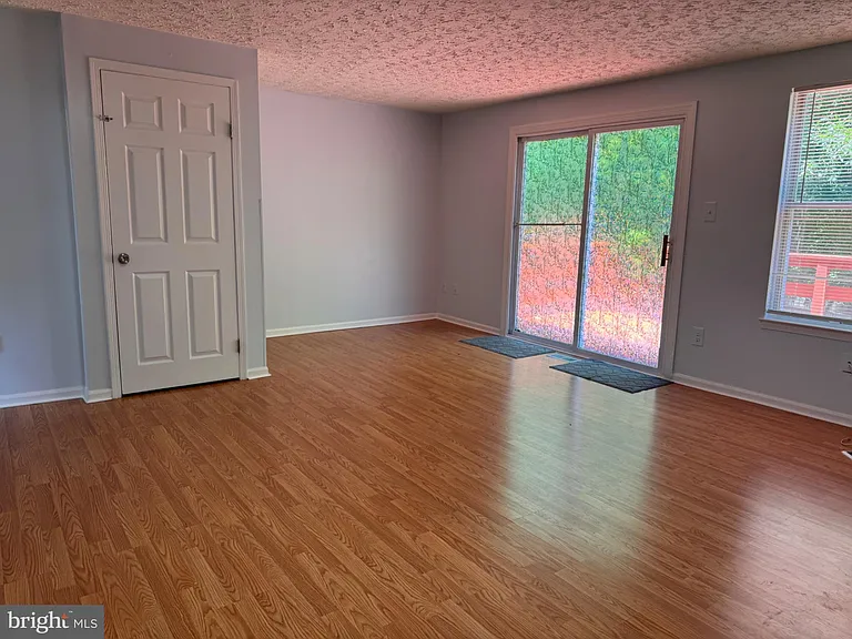 6917 Villa Del Rey Ct — Photo 11