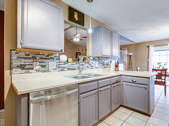 5th image of 1227 James Ln